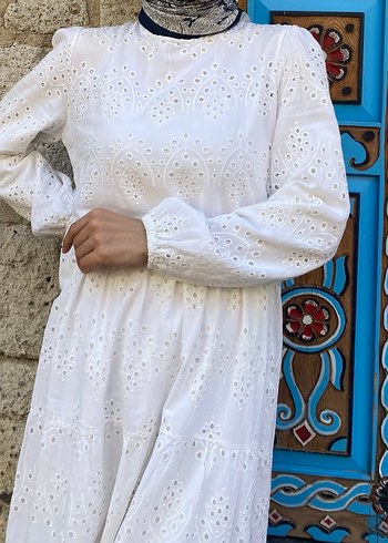 Zara Uzun Beyaz Nakışlı Pamuklu Bohem Elbise