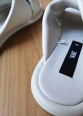 Beyaz deri zara Kadın Terlik - Görsel 2