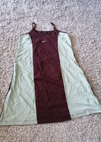 Nike Renk Bloklu Spor Mini Elbise Gecelik