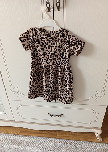 Kız Çocuk Leopar Desenli Fırfırlı Elbise