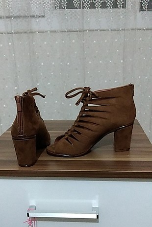 39 Beden Topuklu ayakkabı