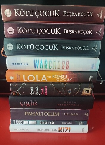 Kötü çocuk 1,2,3 . Warcross. Lola ve komşu çocuğu . Kemik saat