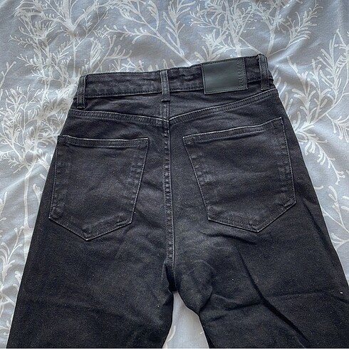 34 Beden siyah Renk Pull and bear Jean