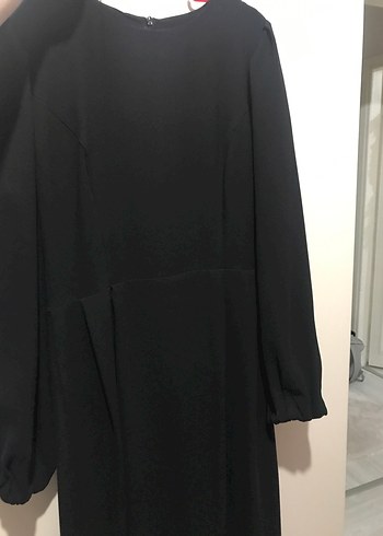 V Yaka Uzun Siyah Elbise - Görsel 3