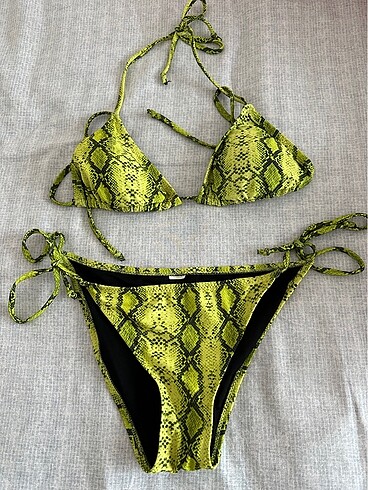 Ay-Yıldız Bikini