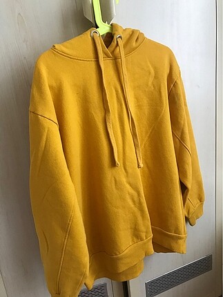 Zara sarı oversize kapüşonlu sweatshirt