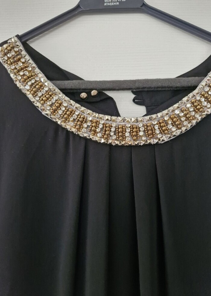 Kısa gece elbisesi - Görsel 2