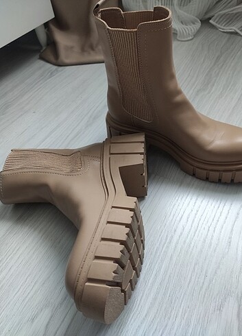 Deichmann deichman bot