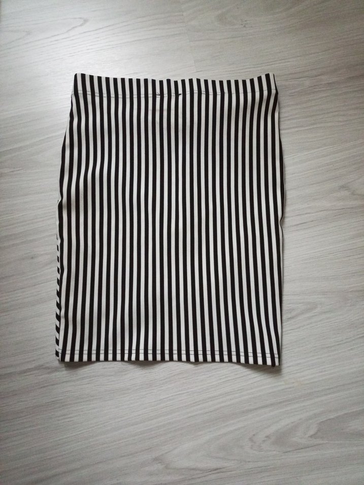 Çizgili etek - Görsel 3