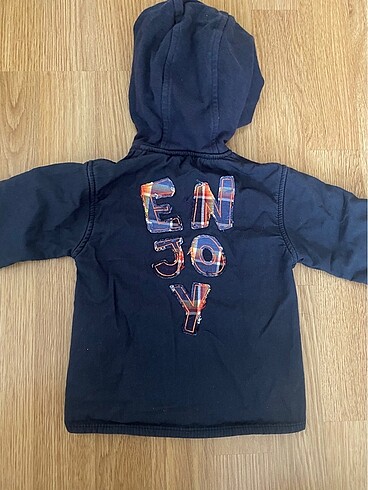 Kapüşonlu sweat