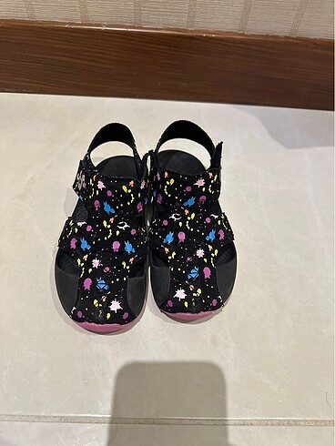 Skechers sandalet