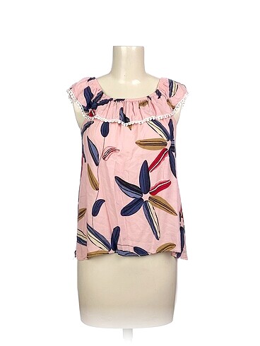 PreLoved T-shirt %70 İndirimli.