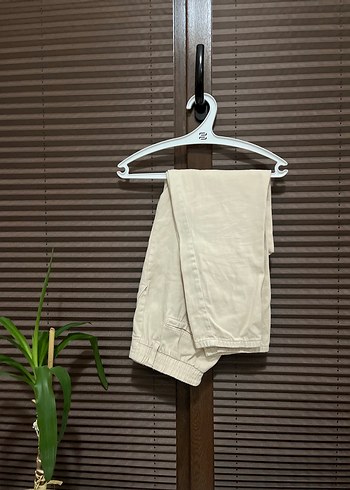 Bej Pastel Renkli pantolon