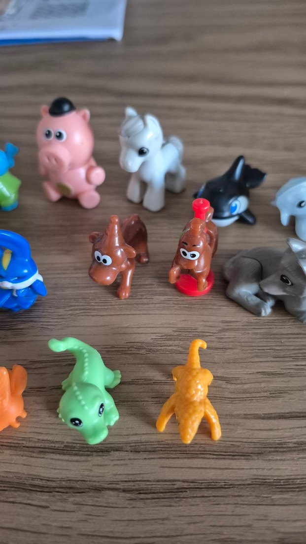 Renkli Mini Hayvan ve Karakter Figürleri Seti. 25 parça - Görsel 4