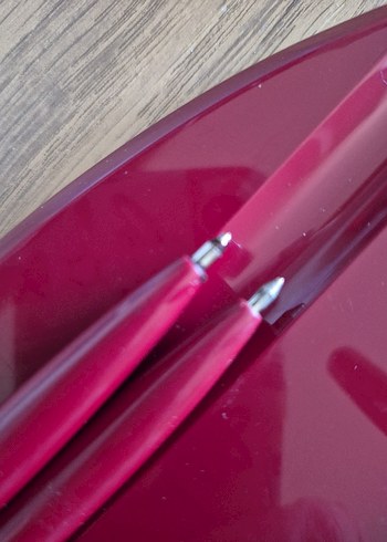 Scrikss marka orijinal. Bordo Parlak İkili Masa Kalemi Seti. - Görsel 8