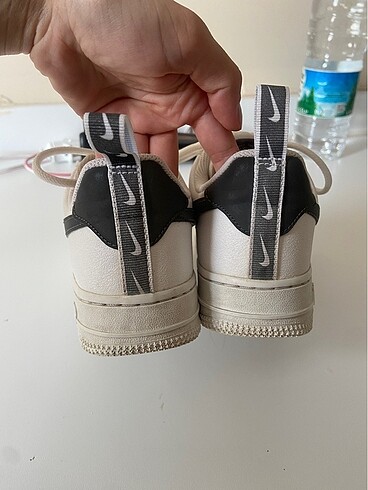 Nike Nike Air Force 1 '07 LV8 Utility Sneaker