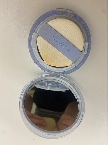 Beden rom&nd cushion
