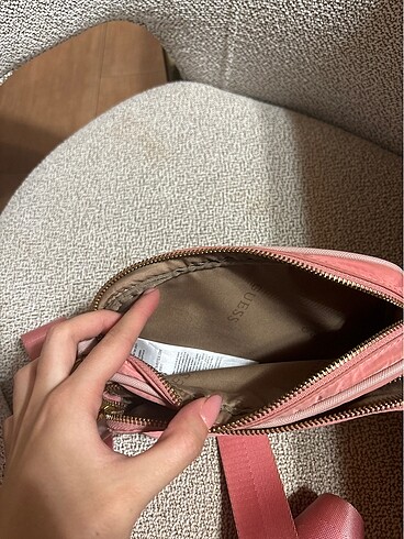  Beden Guess çanta