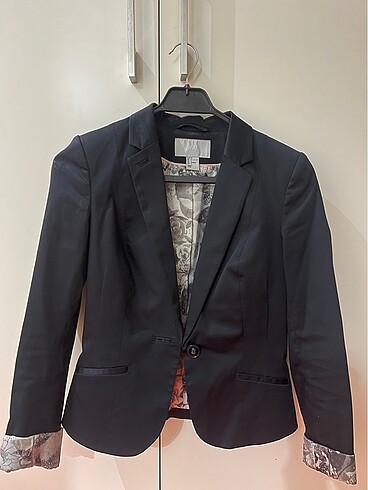 H&M astarlı ceket, içi ve kolları aynı renk astarlı şık #çeket