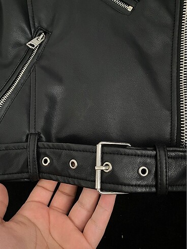 l Beden pull&bear deri ceket