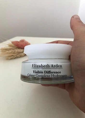 Beden Renk Elizabeth Arden'den sihirli formül