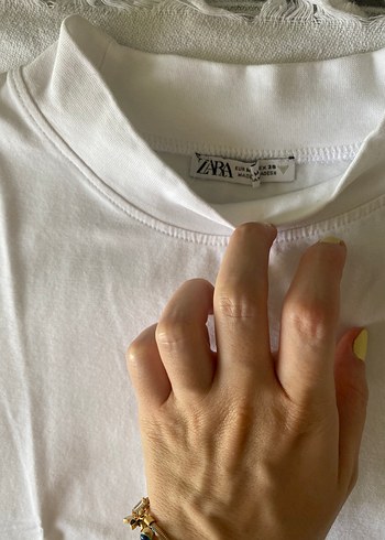 Zara Beyaz tişört