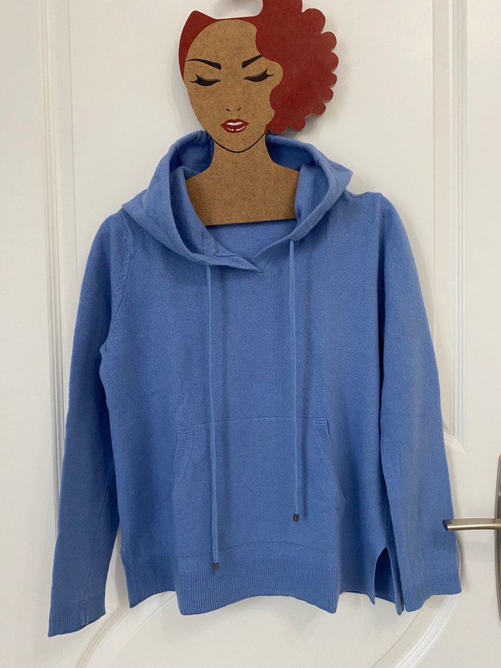 Mavi Kapüşonlu kazak - Görsel 1