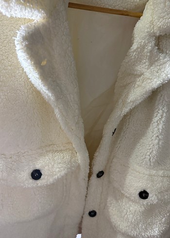 Dilvin Beyaz Düğmeli Midi Kadın Ceket - Görsel 4