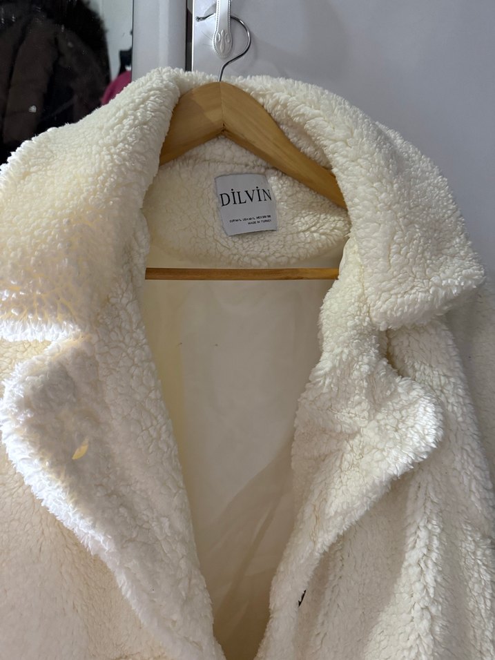 Dilvin Beyaz Düğmeli Midi Kadın Ceket - Görsel 5