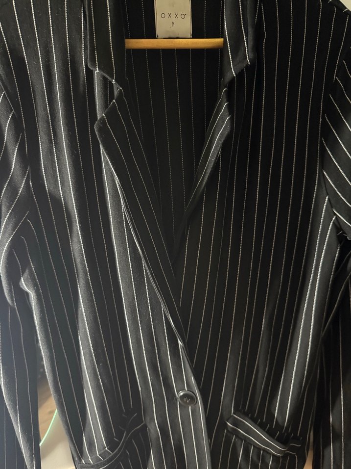 Düğmeli Siyah Çizgili Kadın Blazer Ceket - Görsel 2