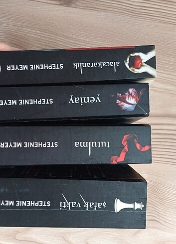 Beden Renk Alacakaranlık serisi cep boy Stephenie Meyer