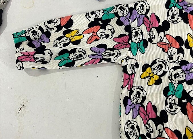 4 Yaş Beden beyaz Renk Mickey mouse lc Waikiki sweatshirt