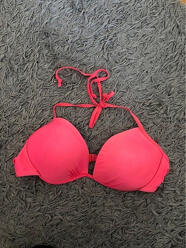 bikini üstü