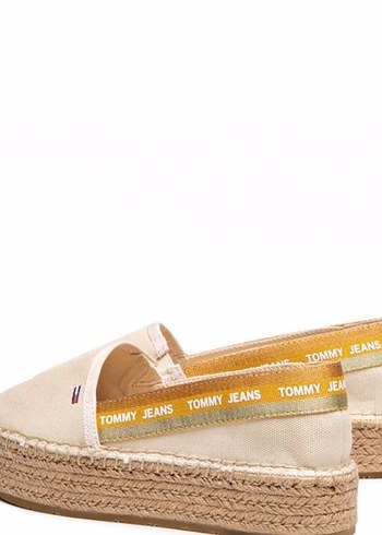 Tommy Hilfiger Bej Kadın Dolgu Topuklu Espadril Ayakkabı - Görsel 2
