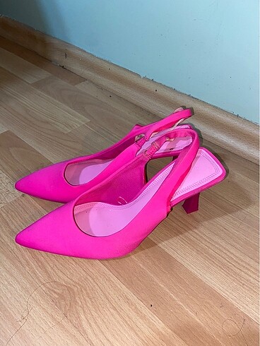 39 Beden Stiletto