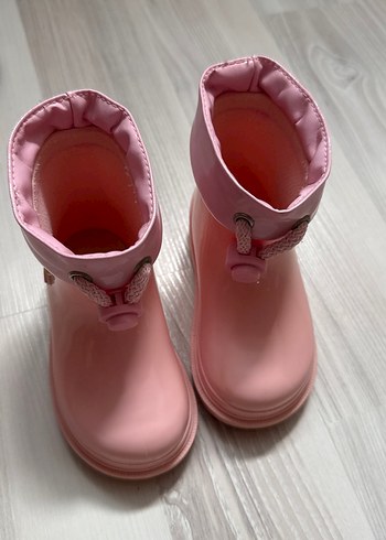 22 Beden Kız Çocuk Pembe Lastik Botlar