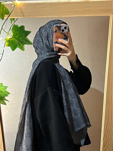 Beden gri Renk Gucci Desen Dört Mevsim İpek Şal