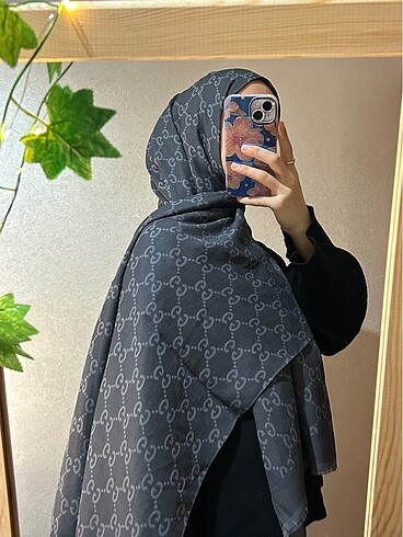 Gucci Gucci Desen Dört Mevsim İpek Şal