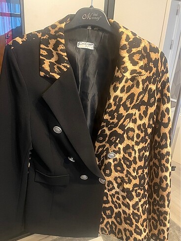 Leopar blazer ceket