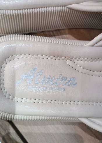 Beyaz Taşlı Platform Terlik - Görsel 2