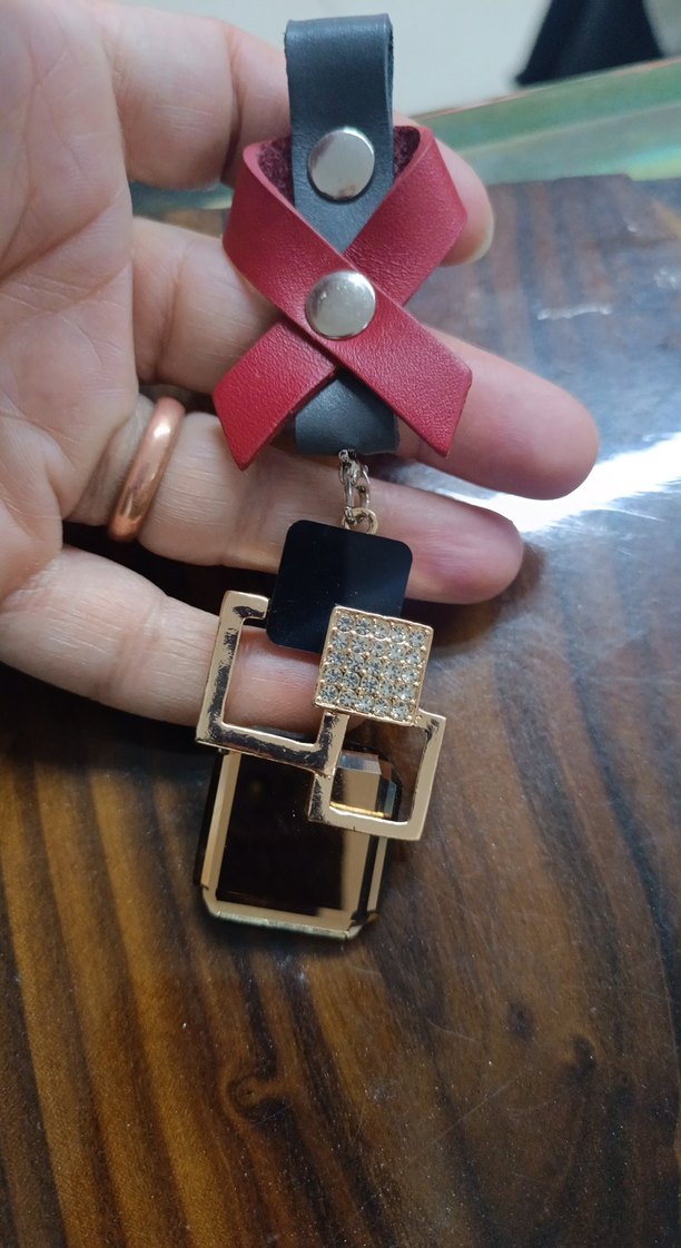 Anahtarlık yada araç dikiz aynası süsü - Görsel 2