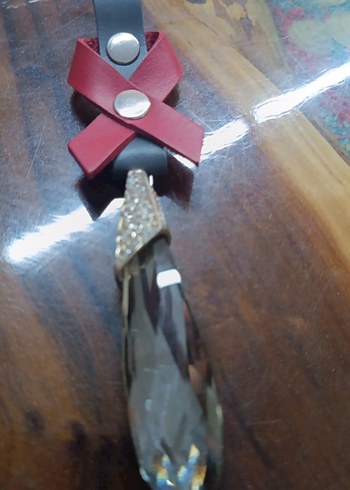 Bordo Püsküllü Kadın Anahtarlık - Görsel 3