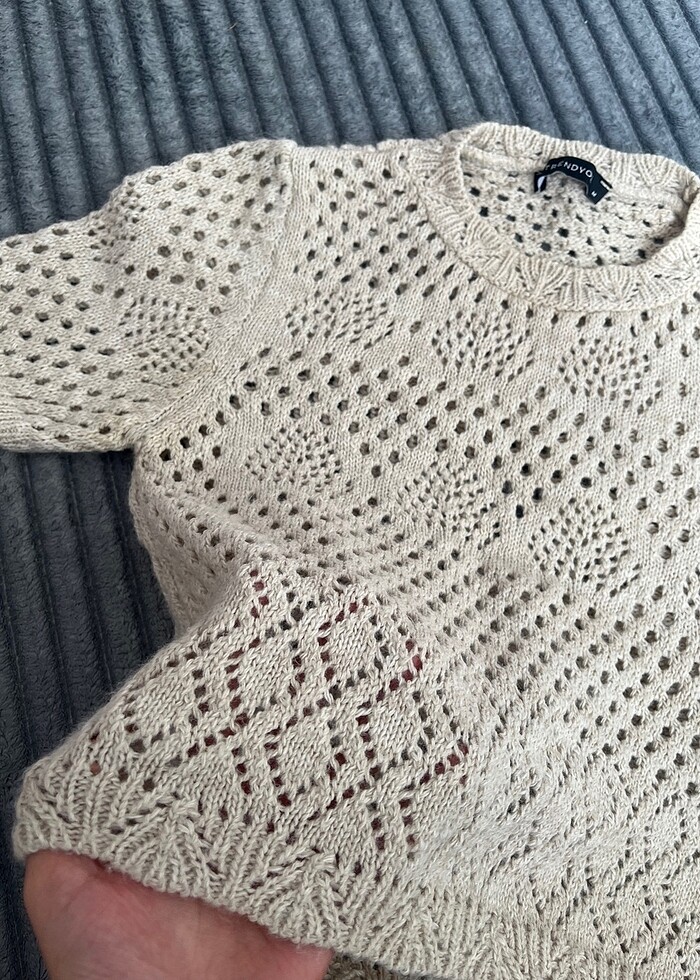 Delikli Triko - Görsel 2