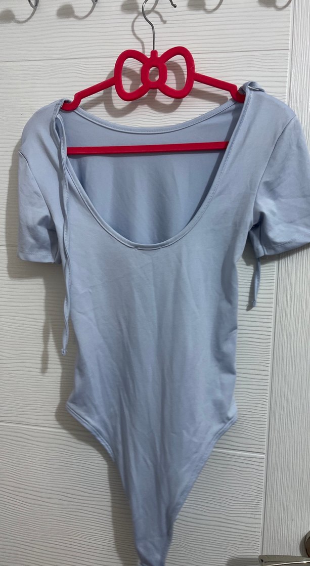 Sırtı açık Kısa Kollu Kadın Body - Görsel 3