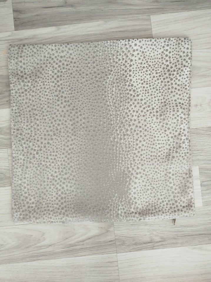 Gümüş gri Modern Klasik kırlent kılıfı - Görsel 2