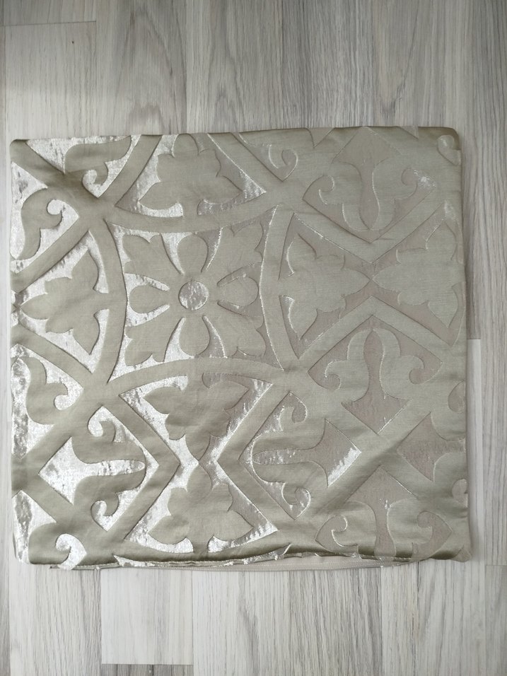 Gri rengi kırlent kılıfları - Görsel 2