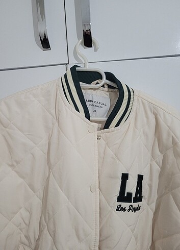 LC Waikiki Mont şişme