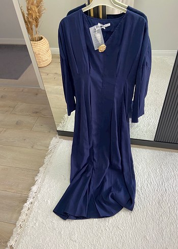 Uzun Kollu, V Yaka, Drapeli Mavi Kadın Elbise - Görsel 3