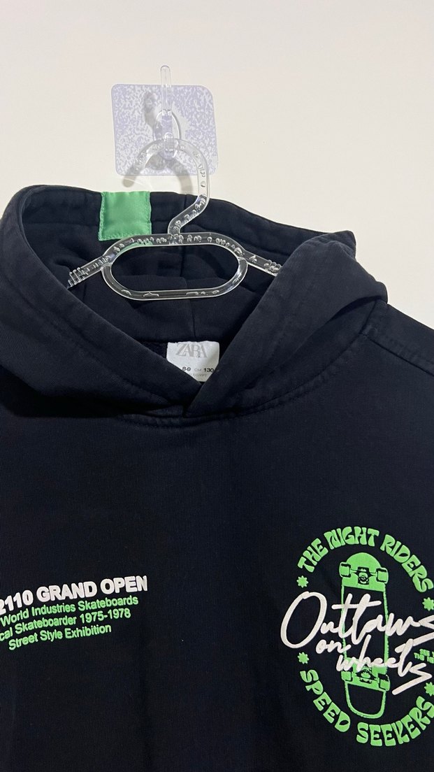 Zara Kapüşonlu Erkek Çocuk  Sweatshirt 8-9 yaş - Görsel 4