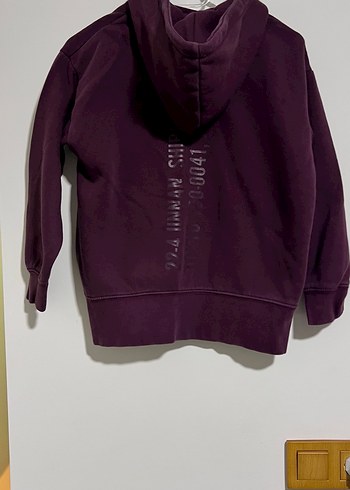 Zara yikamali renkli sweatshirt 8-9 yaş - Görsel 2